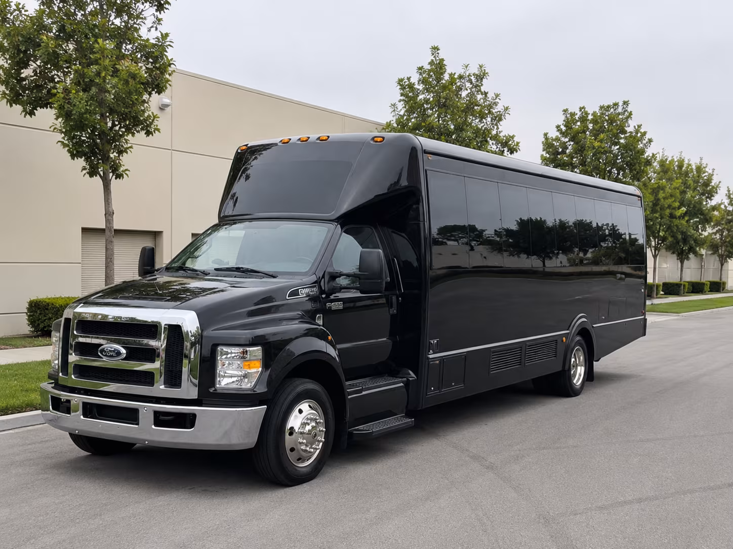 affordable el paso prom party bus prices split across your group
