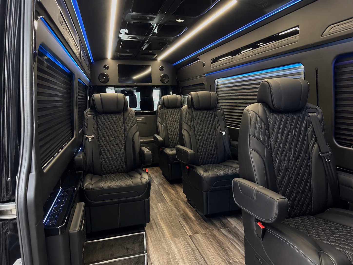 airport transfers for corporate groups and vips