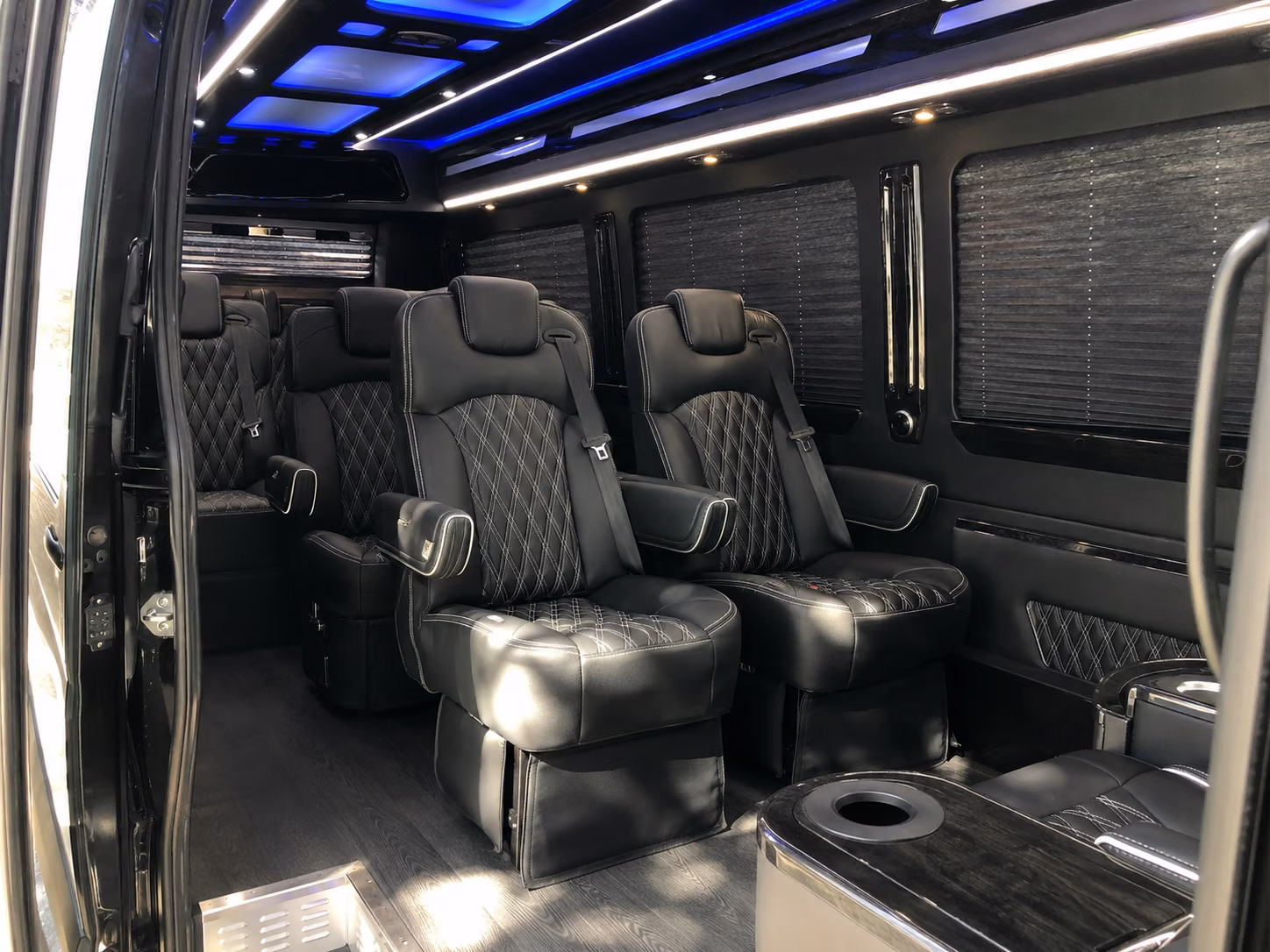 el paso airport shuttle bus rentals for private groups