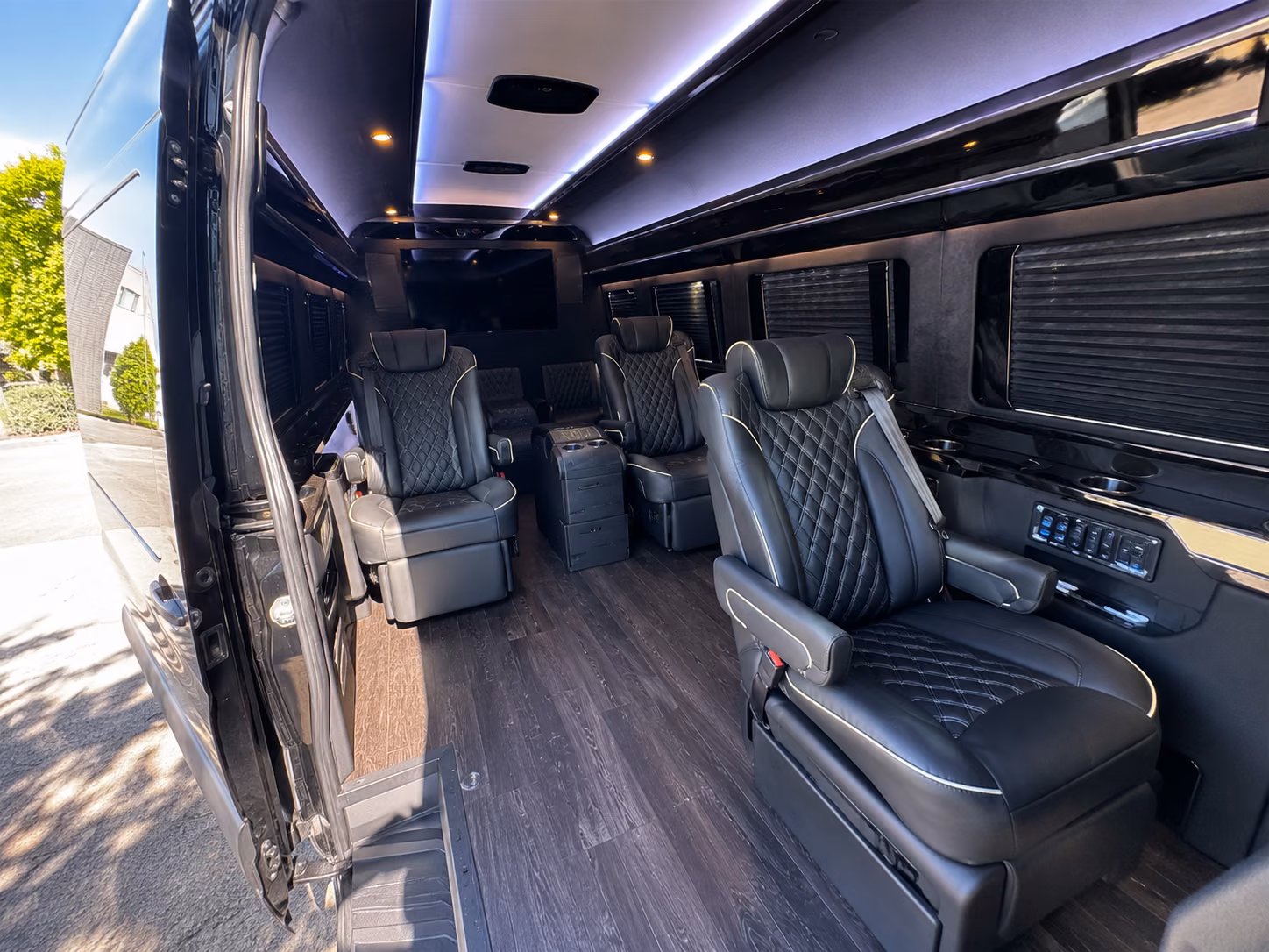 el paso bus rentals for texas road trips and new mexico travel